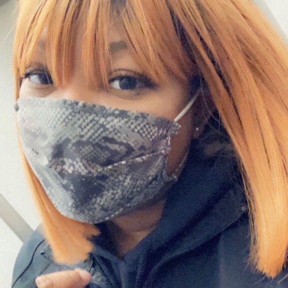 Meet your Posher, Alisha - Picture 1 of 1